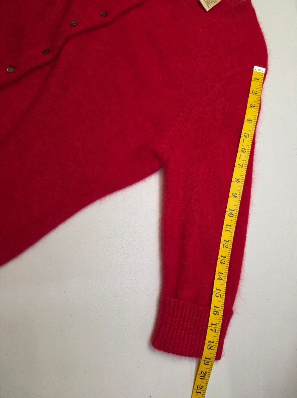 Apostrophe Angora Blend Vibrant Red Fuzzy Button Up Cardigan Sweater Vintage - Picture 11 of 11